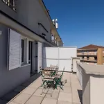Top Living Apartments - Carducci